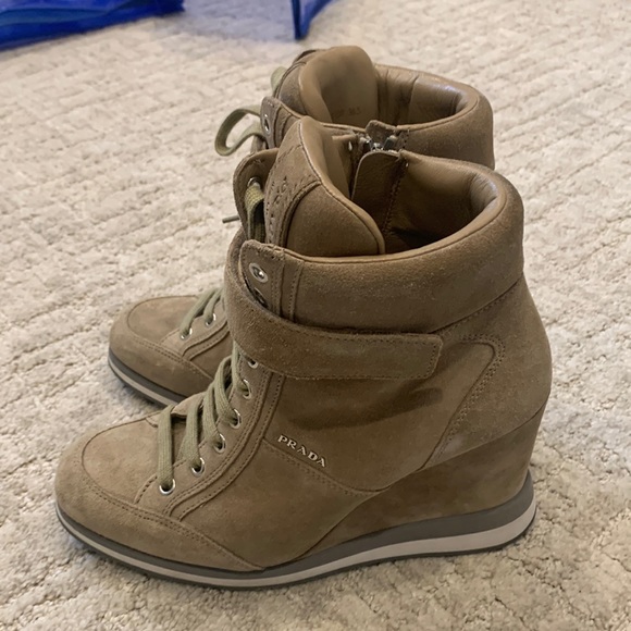 Prada ( Authentic ) suede wedge lace up sneaker - Picture 2 of 7